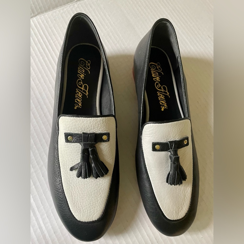 Claire Flowers Emily Loafers NWOT